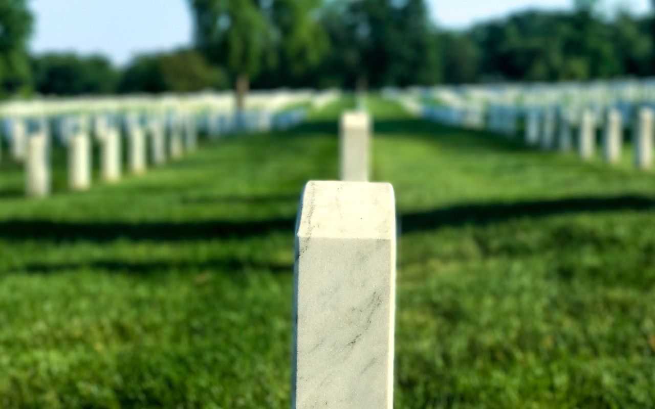 Sírkőtisztítás - sírkő tisztítása - Kőtisztítás.eu